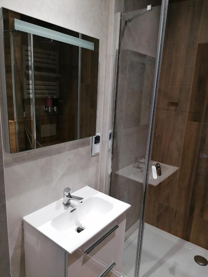 Kazimierz Old Town Apartments Красков Екстериор снимка