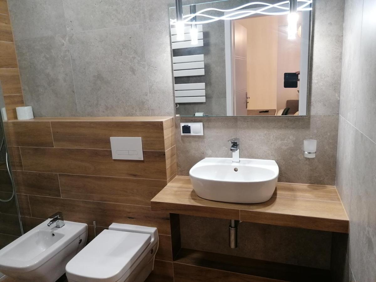 Kazimierz Old Town Apartments Красков Екстериор снимка