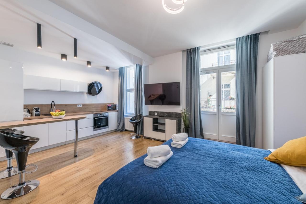 Kazimierz Old Town Apartments Красков Екстериор снимка